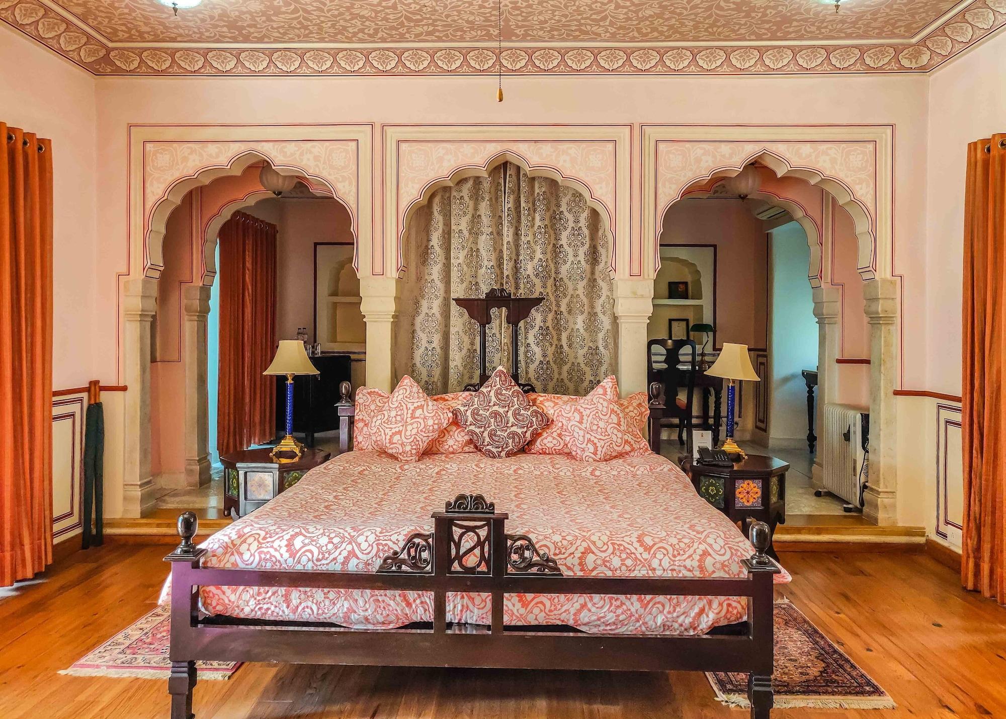 Royal Heritage Haveli Hotel